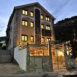 Mostar 4*