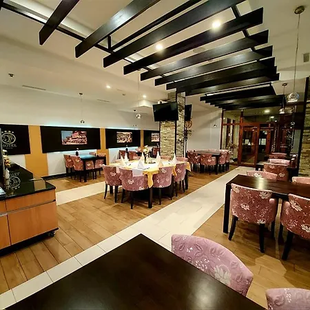 Mostar 酒店 4*